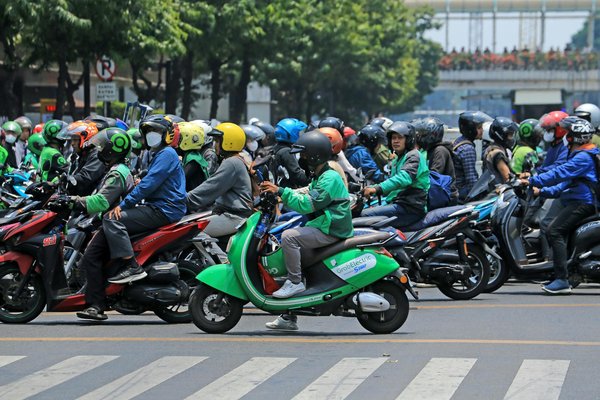 Faire revivre une batterie de voiture morte : Mythes et réalités